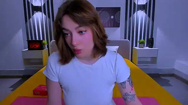 Emily Tylerr online show from 02/19/26, 01:01