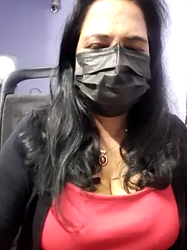 mallu-lover online show from 10/17/25, 02:15