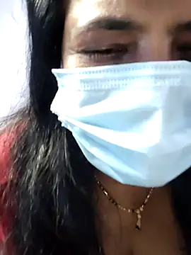 mallu-lover online show from 11/29/25, 10:13