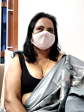 mallu-lover online show from 01/09/26, 03:26