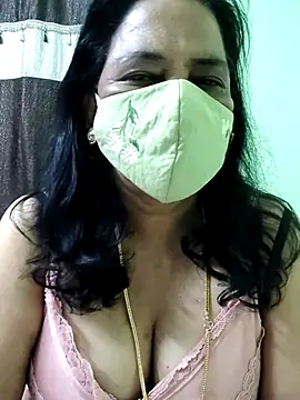 mallu-lover online show from 02/04/26, 01:44