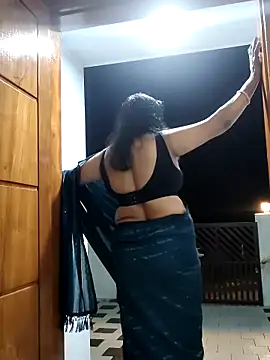 mallu-lover online show from 03/04/26, 03:18