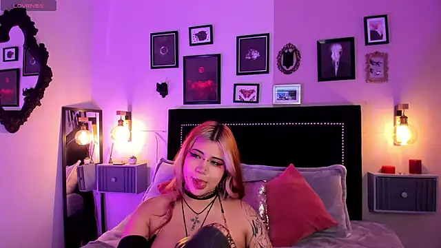 pinkk deemon online show from 03/05/26, 12:56