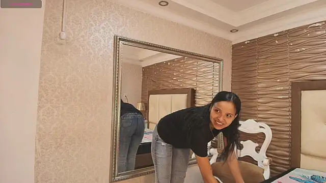 Miladiosa online show from 03/30/26, 12:39