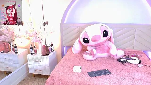 amy miller1 online show from 04/15/26, 09:37