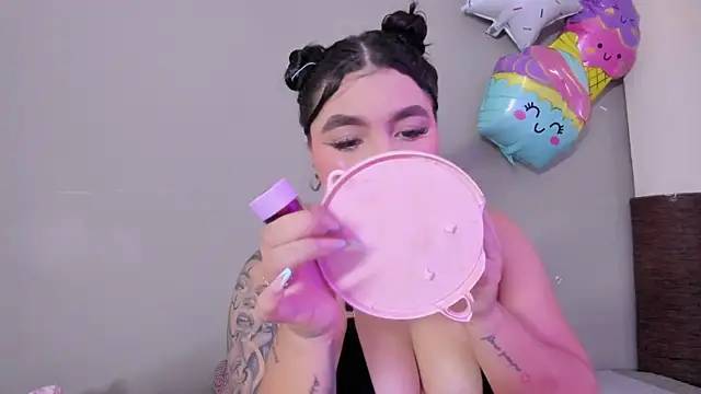 melody blossom  online show from 11/04/25, 08:08