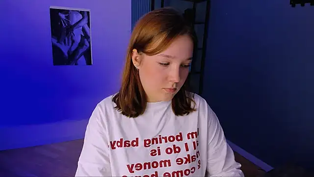 Snapshot of JaneByrd chatting on 10/22/25, 02:28 JaneByrd online show from 10/22/25, 02:28