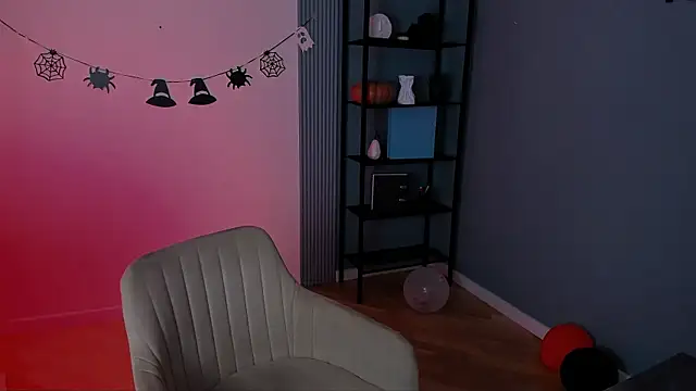 Snapshot of JaneByrd chatting on 10/30/25, 02:29 JaneByrd online show from 10/30/25, 02:29