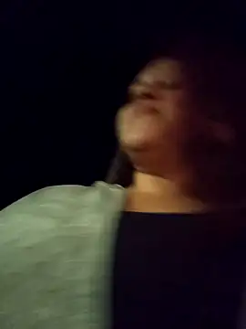 CloeStron online show from 10/29/25, 01:41