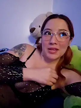 lunnaa  online show from 09/24/25, 02:59