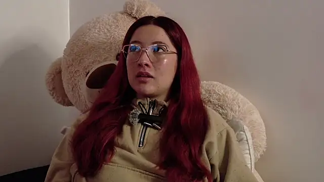 lunnaa  online show from 11/07/25, 04:01