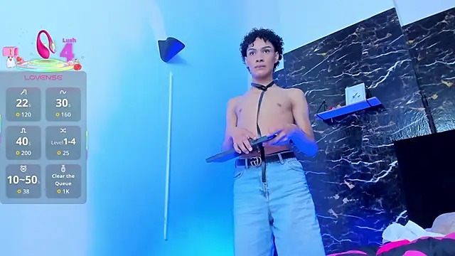 lyan hots online show from 09/15/25, 01:33