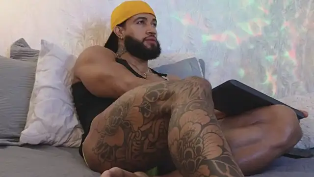 Snapshot of Osher_Cox chatting on 04/05/26, 01:58 Osher Cox online show from 04/05/26, 01:58