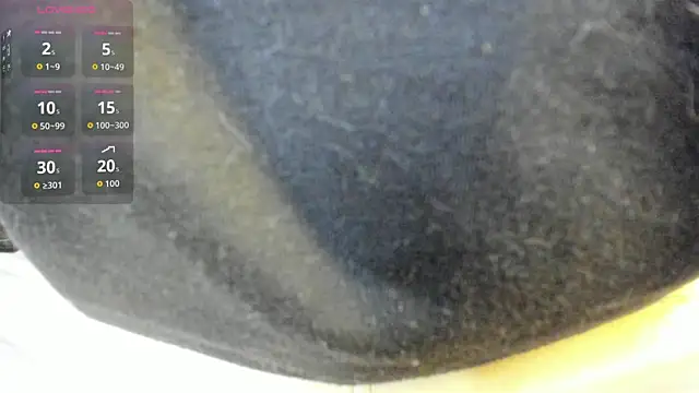 Snapshot of ares_pain chatting on 05/14/26, 03:02 ares pain online show from 05/14/26, 03:02