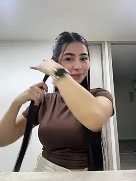 EmelyParker online show from 04/04/26, 09:45