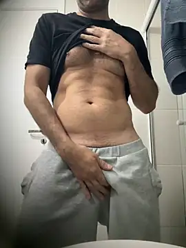 Snapshot of Sedutor420 chatting on 11/17/25, 05:46 Sedutor420 online show from 11/17/25, 05:46