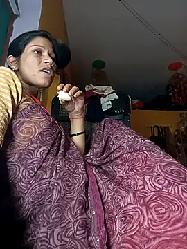 Snapshot of Sonam_pandeyji chatting on 11/01/25, 02:08 Sonam pandeyji online show from 11/01/25, 02:08