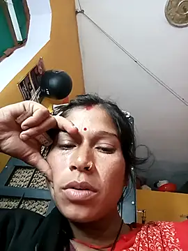 Snapshot of Sonam_pandeyji chatting on 11/04/25, 01:43 Sonam pandeyji online show from 11/04/25, 01:43