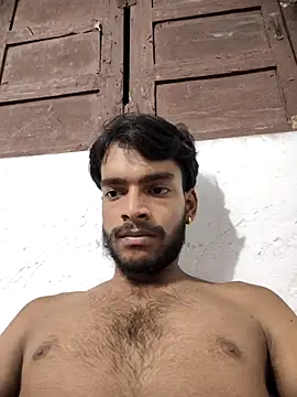 Snapshot of yashuuuu021 chatting on 09/15/25, 06:52 yashuuuu021 online show from 09/15/25, 06:52