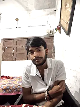 Snapshot of yashuuuu021 chatting on 10/03/25, 06:27 yashuuuu021 online show from 10/03/25, 06:27