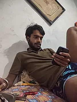 Snapshot of yashuuuu021 chatting on 10/09/25, 07:56 yashuuuu021 online show from 10/09/25, 07:56