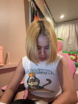 Kath C online show from 10/03/25, 07:38