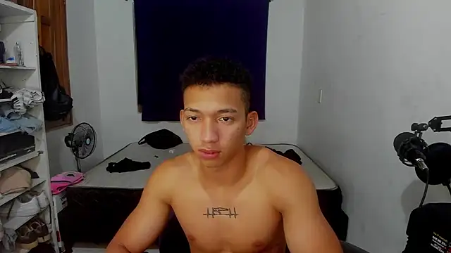 JuanchiT66 online show from 10/30/25, 05:20