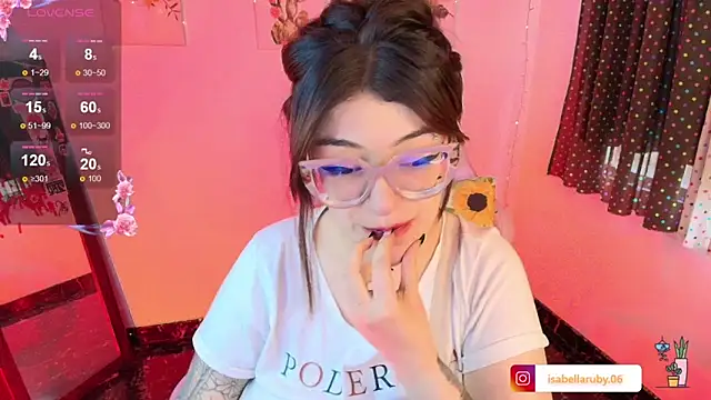 Snapshot of isaferrer06 chatting on 11/06/25, 09:26 isaferrer06 online show from 11/06/25, 09:26