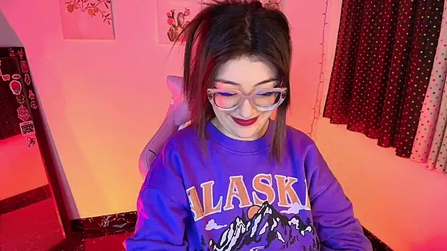 Snapshot of isaferrer06 chatting on 11/24/25, 04:34 isaferrer06 online show from 11/24/25, 04:34