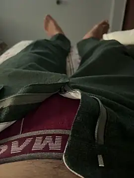 NoddingScorpion online show from 10/04/25, 08:56