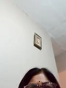 mileesha online show from 12/03/25, 08:29