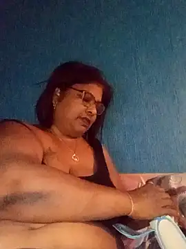 Snapshot of mileesha chatting on 05/23/26, 03:05 mileesha online show from 05/23/26, 03:05