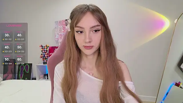 Snapshot of Lunainnk chatting on 09/23/25, 11:19 Lunainnk online show from 09/23/25, 11:19