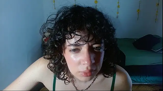 Snapshot of sajecrismaa chatting on 06/04/26, 08:04 sajecrismaa online show from 06/04/26, 08:04