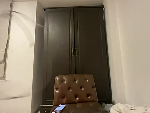 Snapshot of StickyCUMGoddess_xx chatting on 04/05/26, 05:43 StickyCUMGoddess xx online show from 04/05/26, 05:43