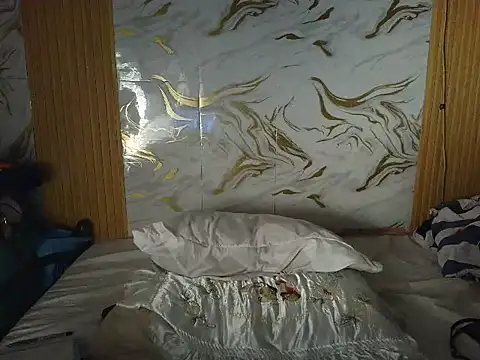 Snapshot of dimple_anne1 chatting on 02/01/26, 12:37 dimple anne1 online show from 02/01/26, 12:37