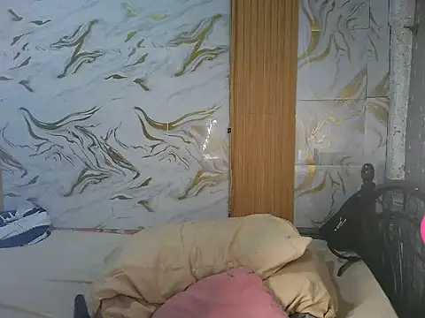 Snapshot of dimple_anne1 chatting on 02/21/26, 01:23 dimple anne1 online show from 02/21/26, 01:23