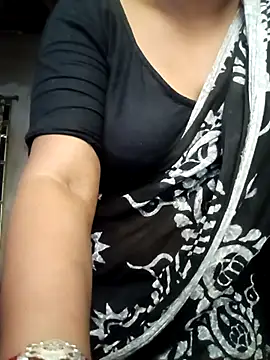 suparnadas141414 online show from 11/28/25, 02:47