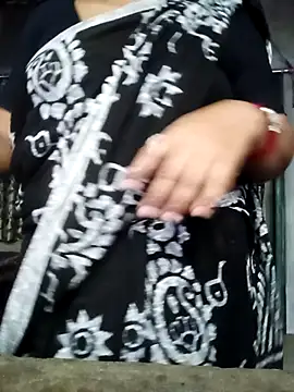 suparnadas141414 online show from 11/30/25, 02:37