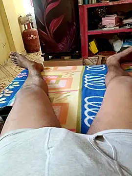 Snapshot of Tamilpayan09876 chatting on 02/17/26, 04:53 Tamilpayan09876 online show from 02/17/26, 04:53
