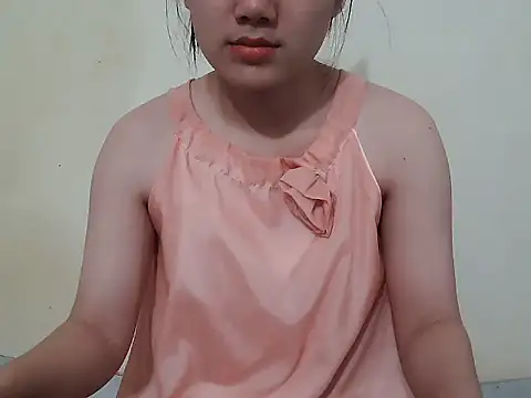 Snapshot of Linda-24 chatting on 04/02/26, 08:34 Linda-24 online show from 04/02/26, 08:34