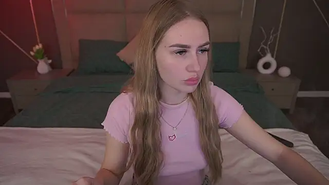 Snapshot of GabriellaJass chatting on 11/09/25, 06:44 GabriellaJass online show from 11/09/25, 06:44