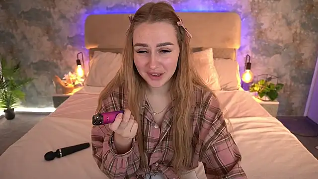 Snapshot of GabriellaJass chatting on 12/04/25, 09:01 GabriellaJass online show from 12/04/25, 09:01