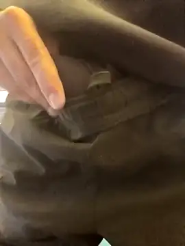 Snapshot of Axelitoc chatting on 10/02/25, 12:56 Axelitoc online show from 10/02/25, 12:56