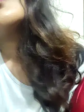 Snapshot of Cute_pinkii chatting on 10/15/25, 08:20 Cute pinkii online show from 10/15/25, 08:20