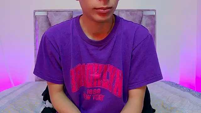 lana and liam  online show from 09/13/25, 10:15