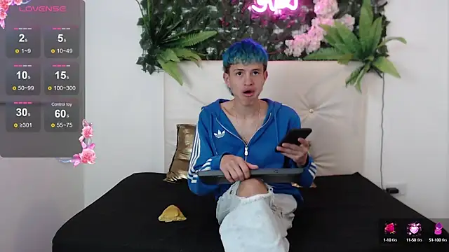 Snapshot of iam_lukas__ chatting on 10/05/25, 01:26 iam lukas online show from 10/05/25, 01:26