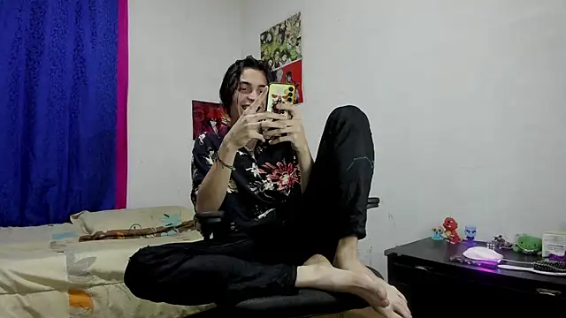 golden ryyan online show from 11/30/25, 12:58