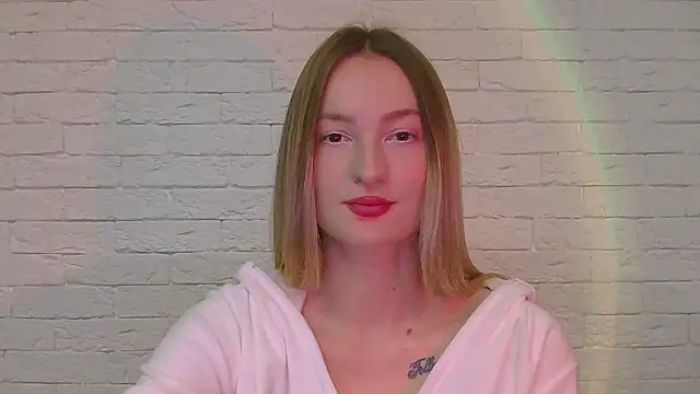 Snapshot of Alice_Sweet_01 chatting on 11/28/25, 02:42 Alice Sweet 01 online show from 11/28/25, 02:42