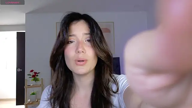 Snapshot of Eliih_01 chatting on 09/28/25, 04:01 Eliih 01 online show from 09/28/25, 04:01